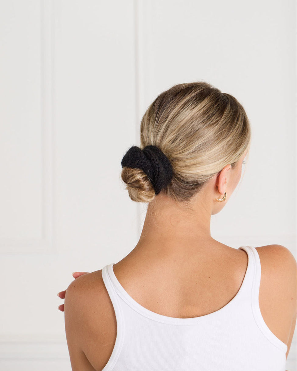 KMELLIA Hand Dyed Knitted Wool Chouchou Scrunchie